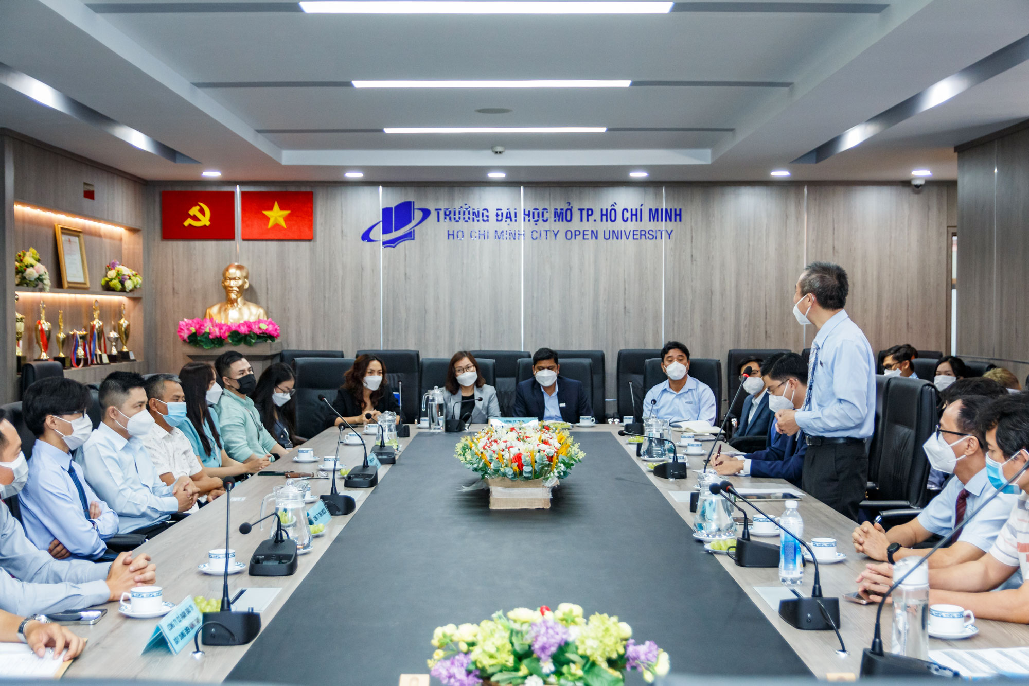 cooperation-signing-ceremony-pebsteel-open-university-hcmc