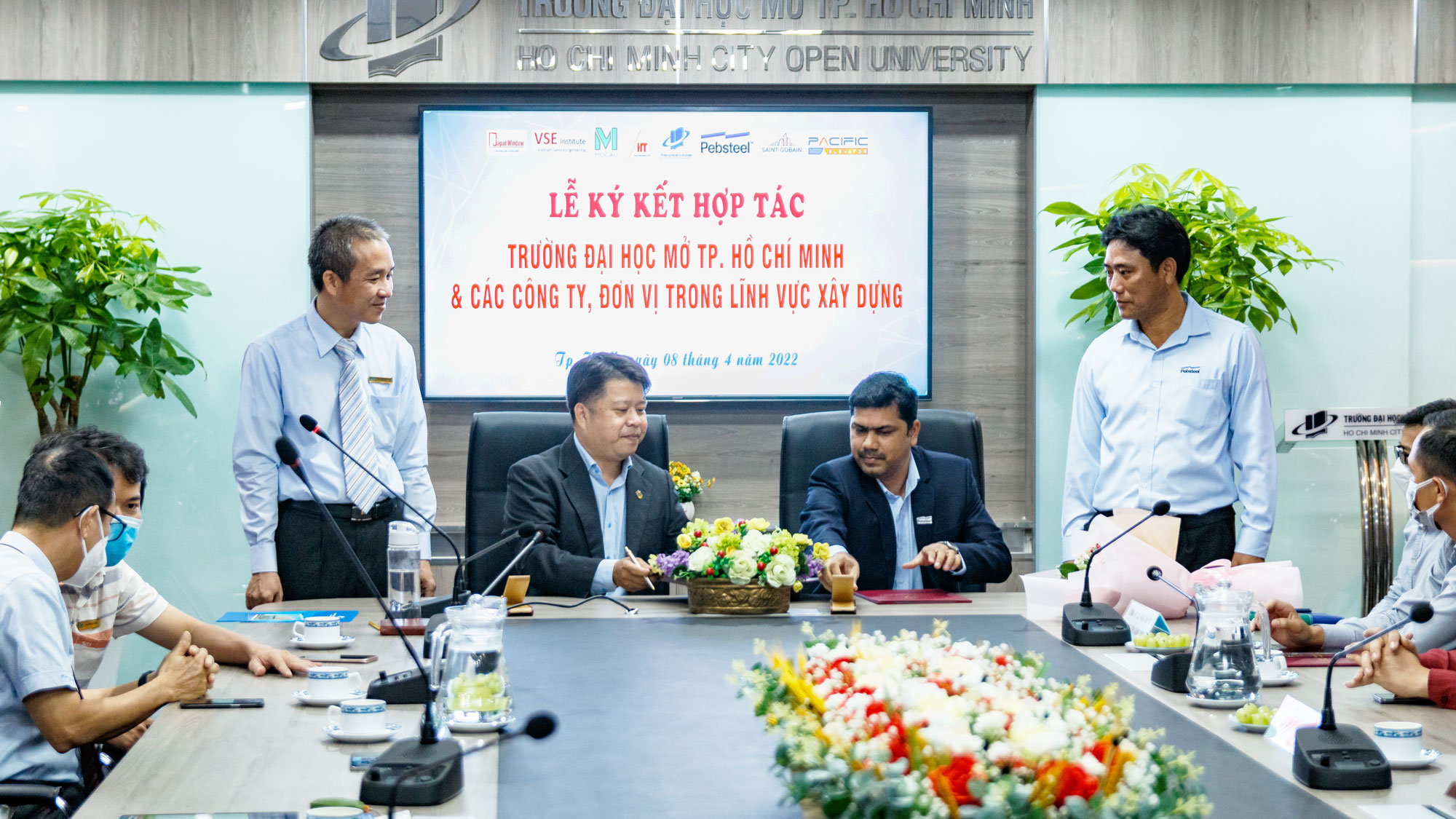 cooperation-signing-ceremony-pebsteel-open-university-hcmc